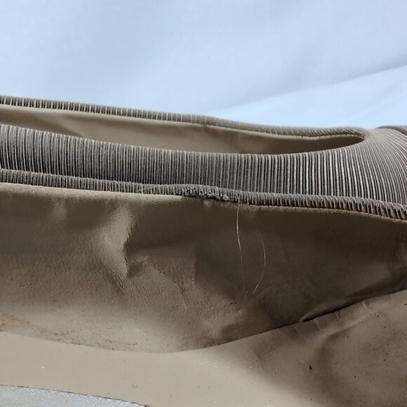 Etienne Aigner Kitten Heels Brown Tan Ribbed Taupe 8 Leather Italy Women Vintage - Picture 11 of 16